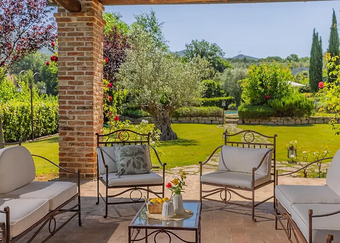 Scappo In Umbria, Casale Della Quiete * Монтеккьо